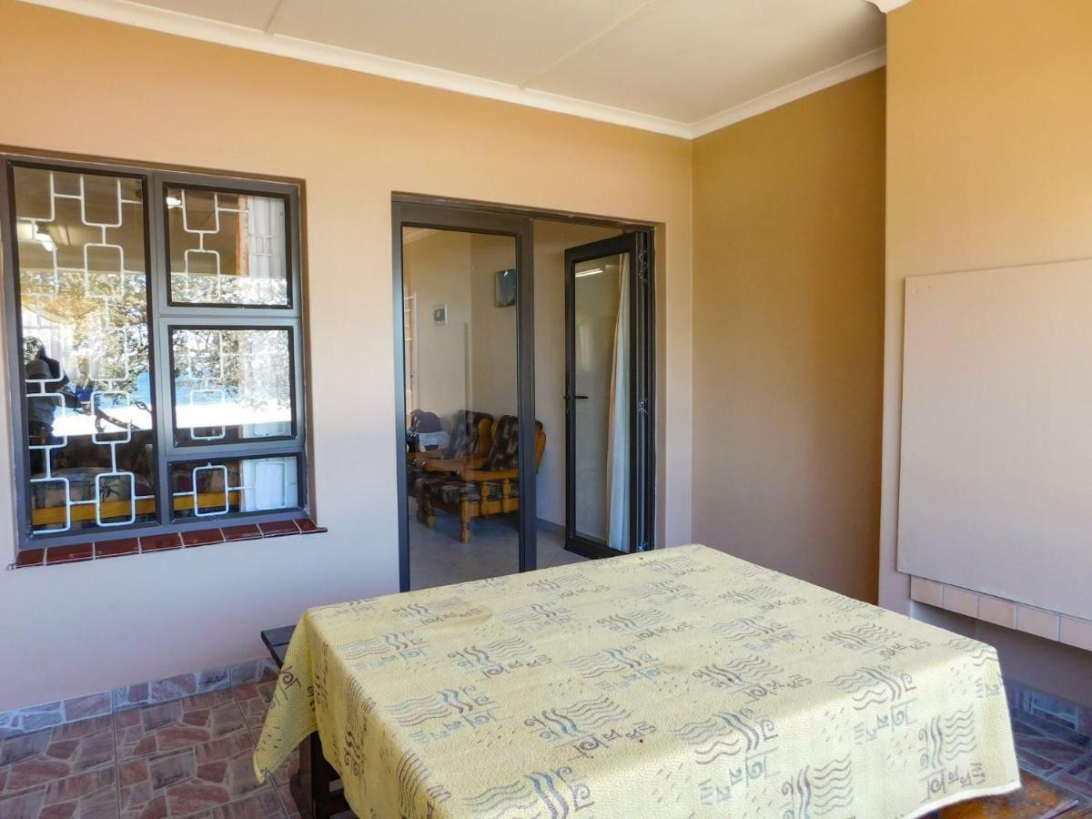Mama Mia Cottages Oslo Beach Port Shepstone Ngoại thất bức ảnh
