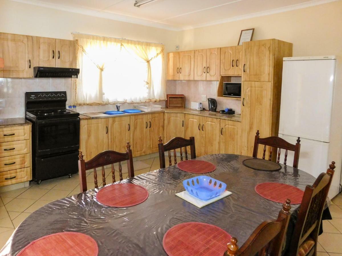 Mama Mia Cottages Oslo Beach Port Shepstone Ngoại thất bức ảnh