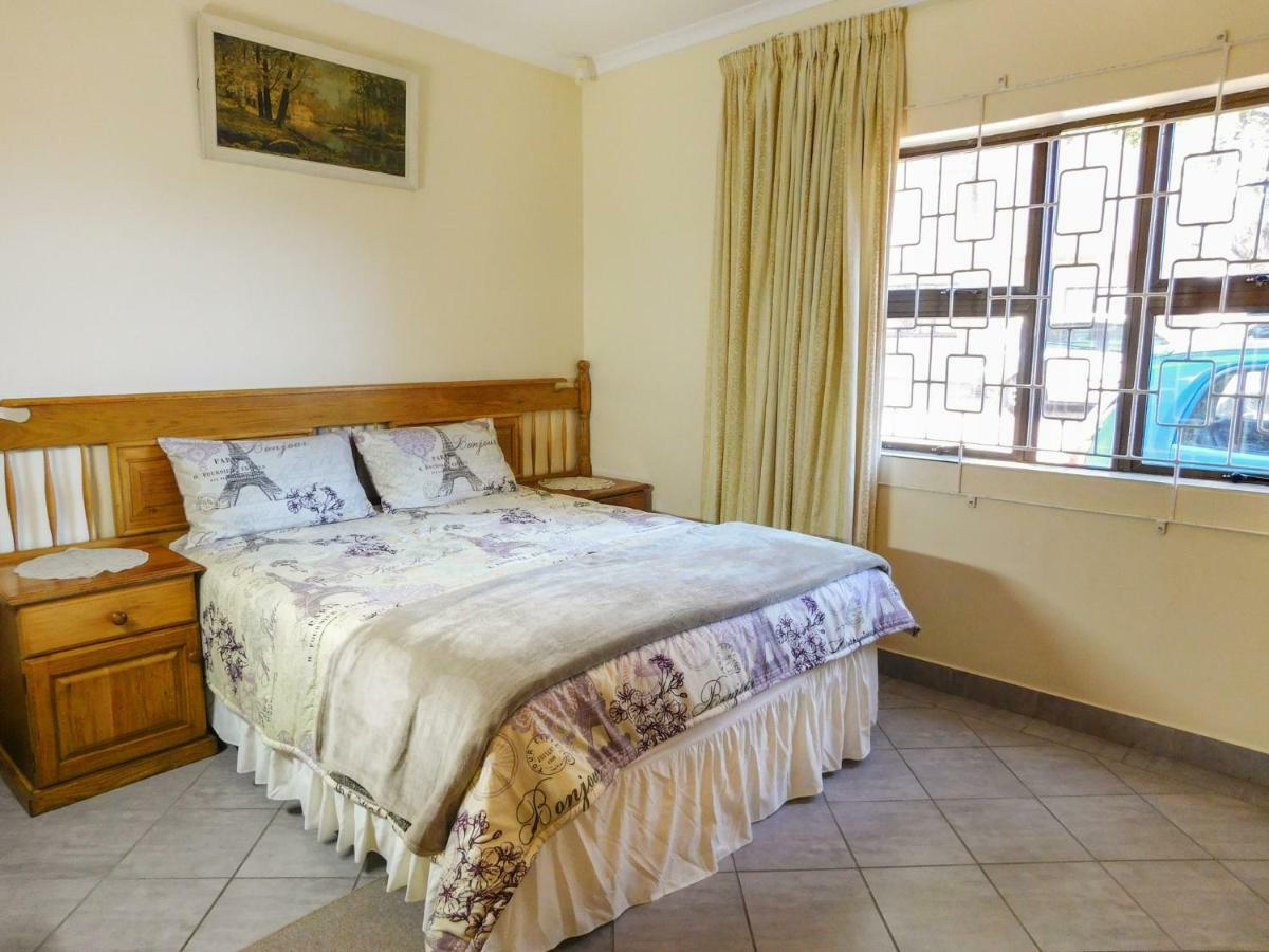 Mama Mia Cottages Oslo Beach Port Shepstone Ngoại thất bức ảnh