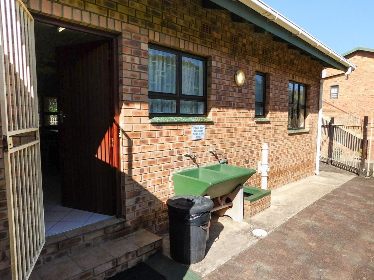 Mama Mia Cottages Oslo Beach Port Shepstone Ngoại thất bức ảnh